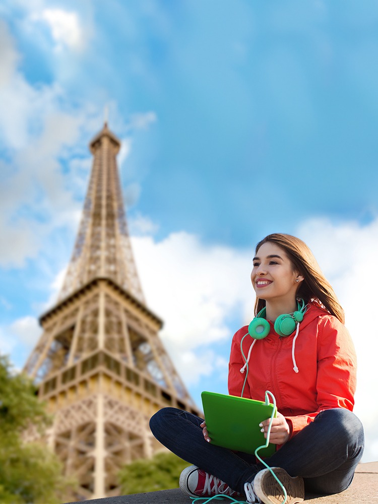young-woman-works-sitting-with-her-computer-happily-middle-city-digital-nomad-copy-space-vertical-shot